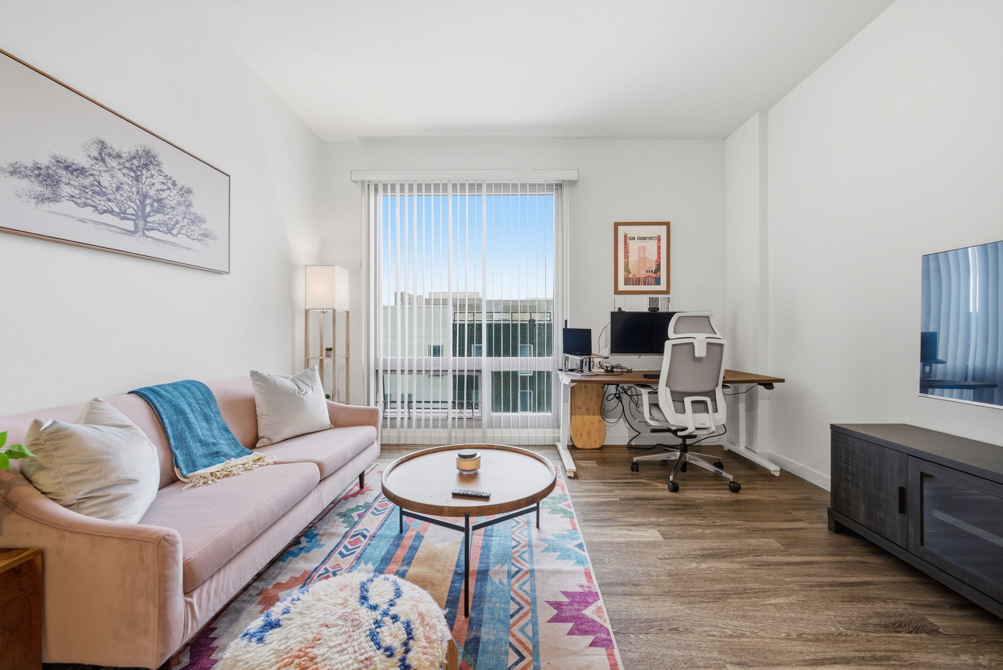Mission Bay 1 BR w/ Work Setup