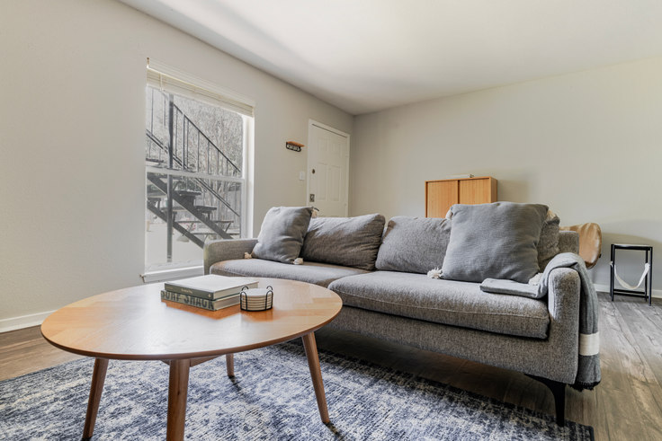 Alma Cherrywood, 1230 East 38th 1/2 St