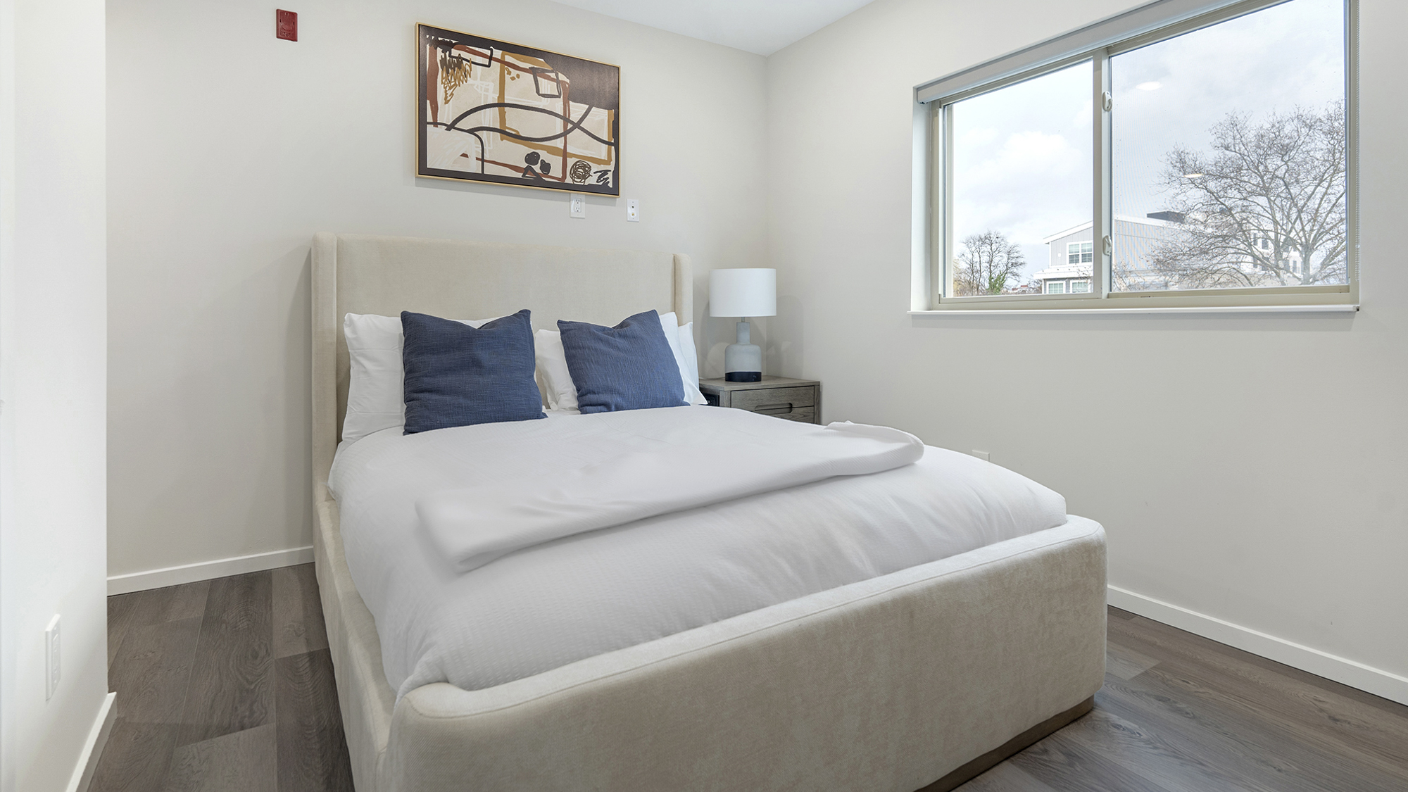 4415 Chestnut 407